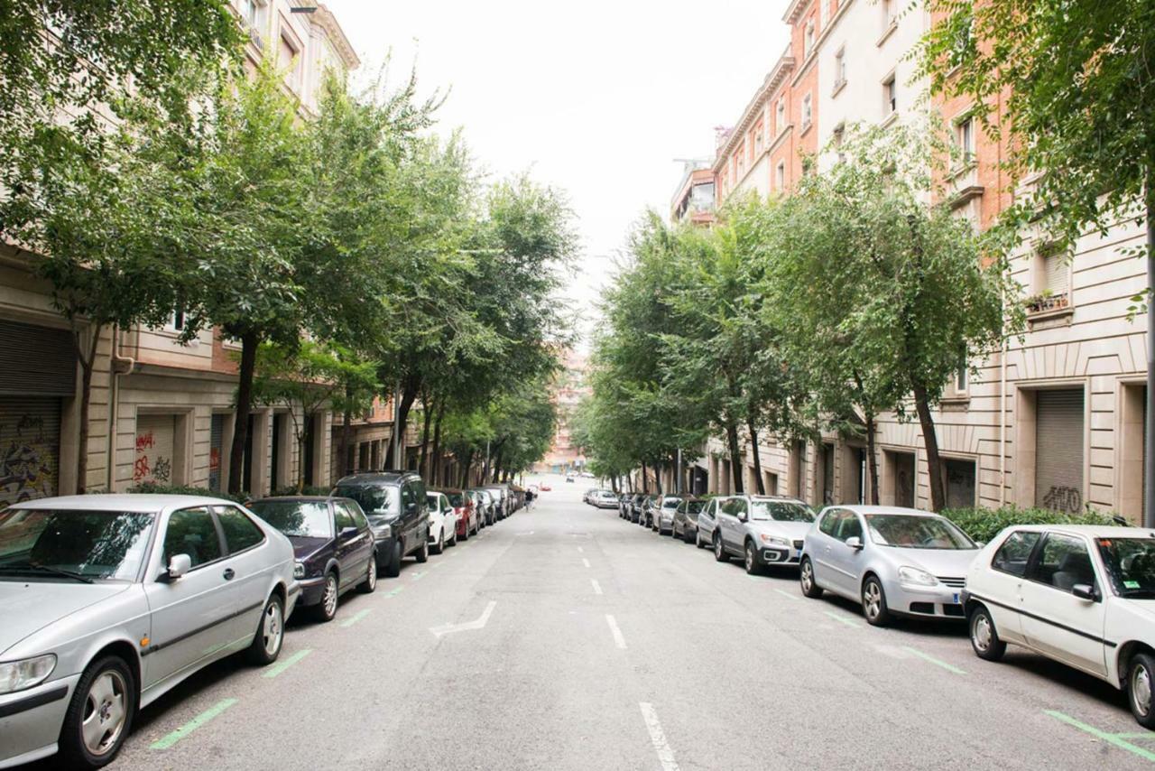 Lovely Apartment at Park Güell Barcelona Exterior foto