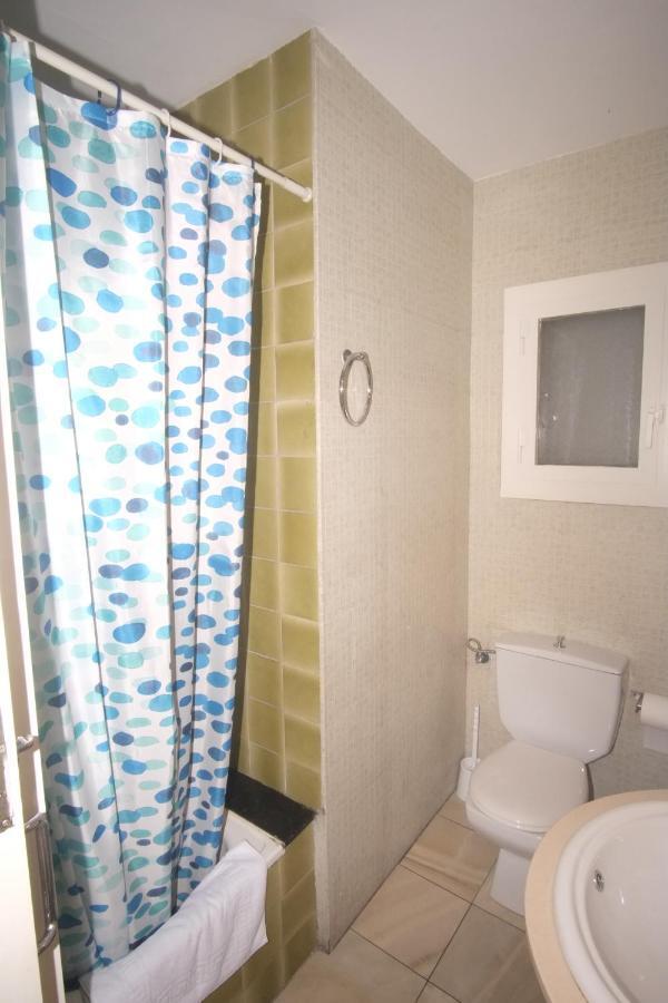 Lovely Apartment at Park Güell Barcelona Exterior foto