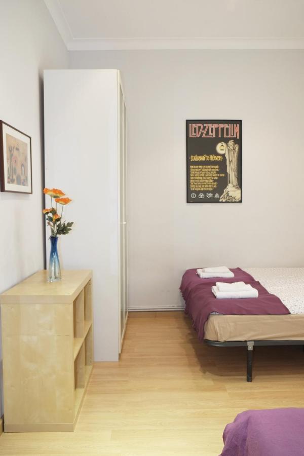 Lovely Apartment at Park Güell Barcelona Exterior foto