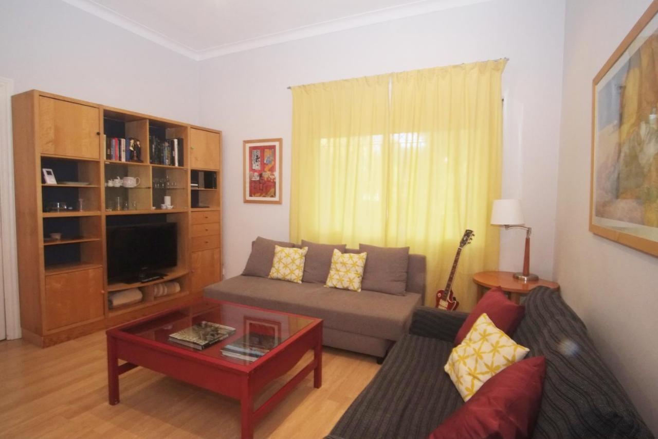 Lovely Apartment at Park Güell Barcelona Exterior foto